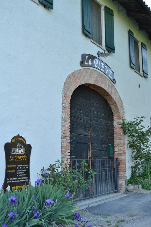 Agriturismo La Pieve Dogliani Kültér fotó